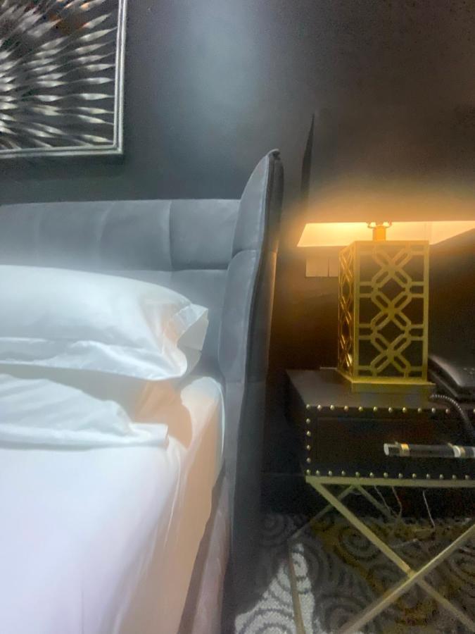 Muse Boutique Hotel Энугу Экстерьер фото