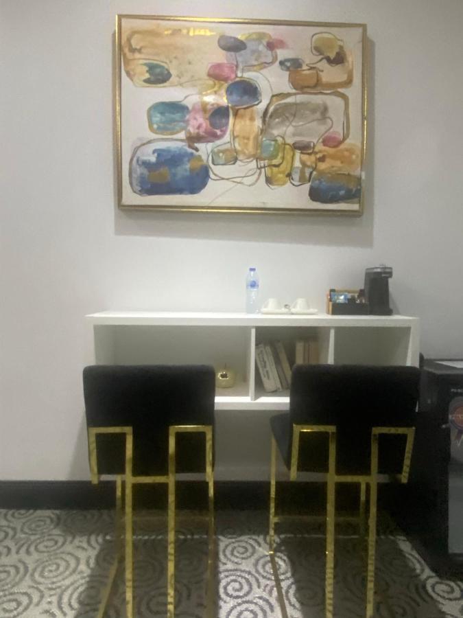 Muse Boutique Hotel Энугу Экстерьер фото